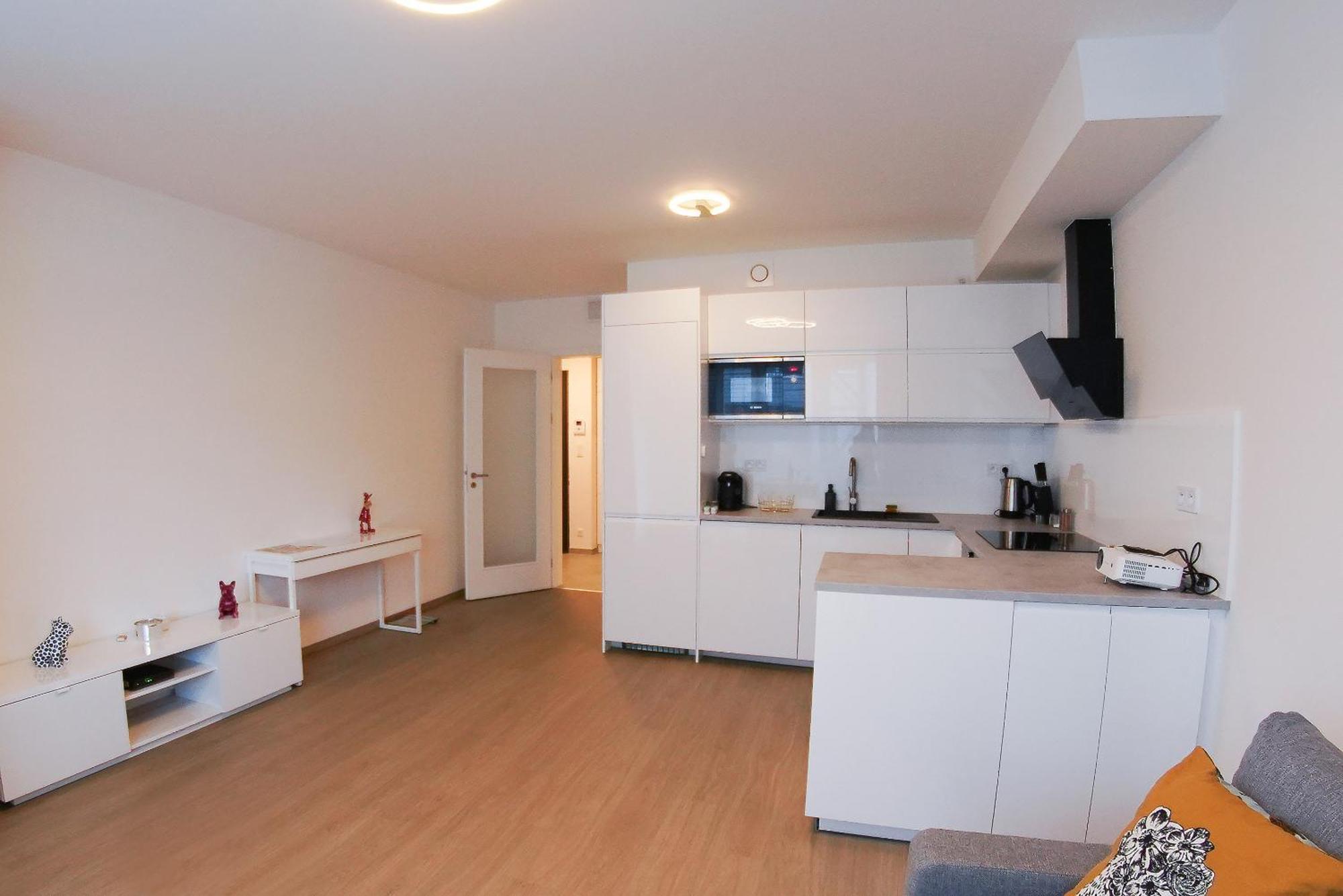 Holesovice Delight: Modern Comfort With A Twist In Prague 7 المظهر الخارجي الصورة